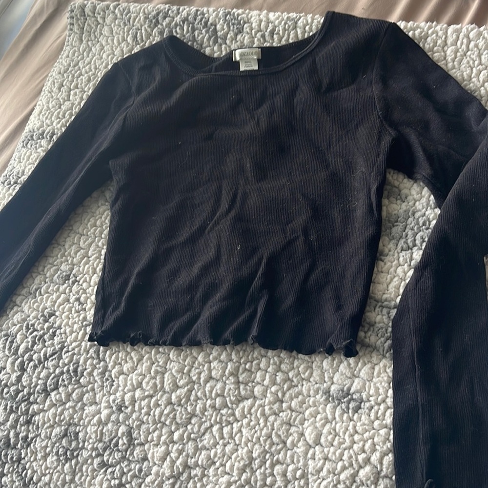 Cropped black long sleeve